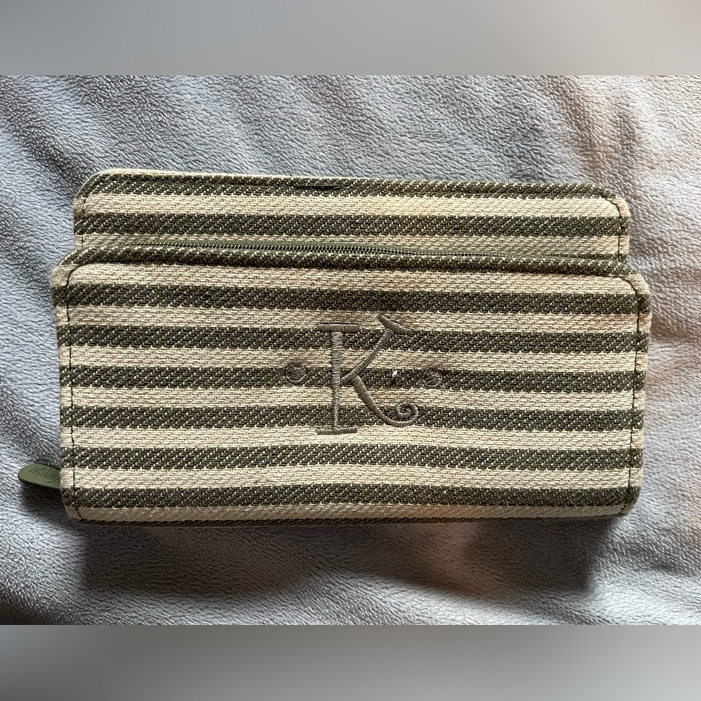 Thirty One wallet with “K” initial monogram